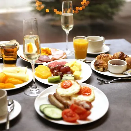 Cortile - Adults Only 4*