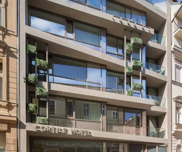 Cortile - Adults Only 4*