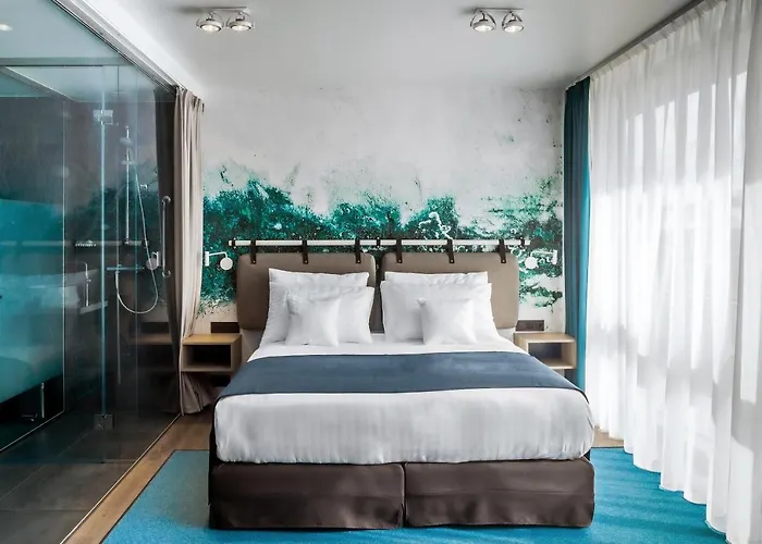 Cortile - Adults Only